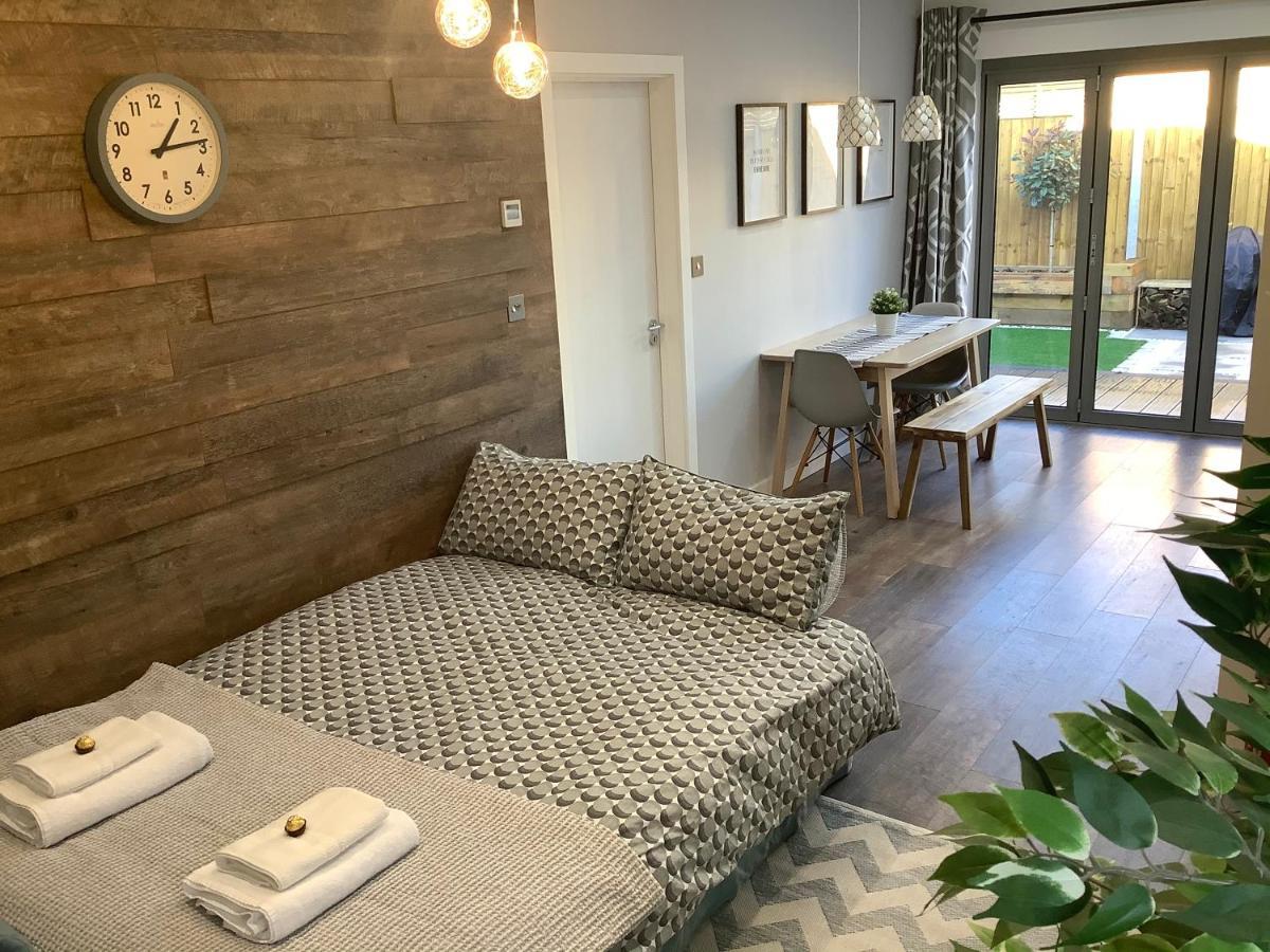 Carolyn'S Place Ruislip Luaran gambar